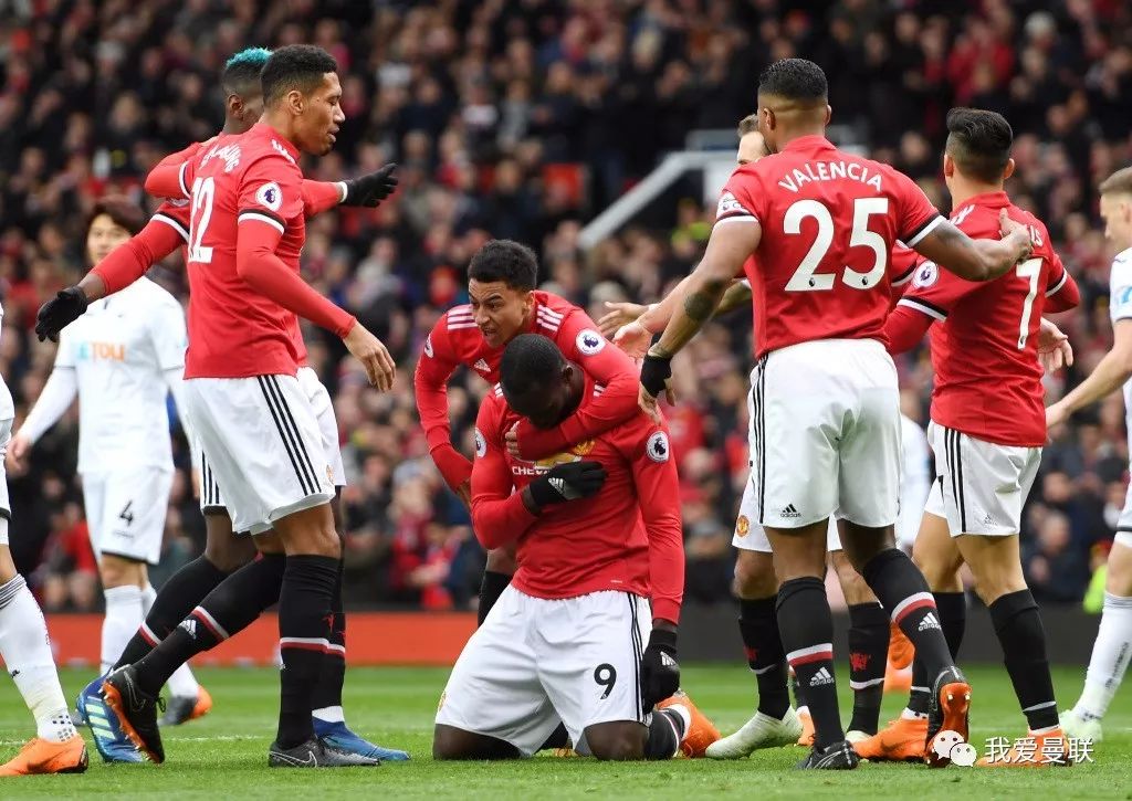 包含窗口期英超传出新动向，纽约尼克斯再遭质疑，管理层表态：球迷炸锅，控场能力受关注的词条