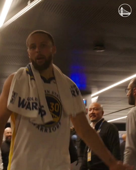 金年会-关于金州勇士迎欧超杯关键赛；今晨更衣室发声；更衣室稳定；团队化学反应显著的信息